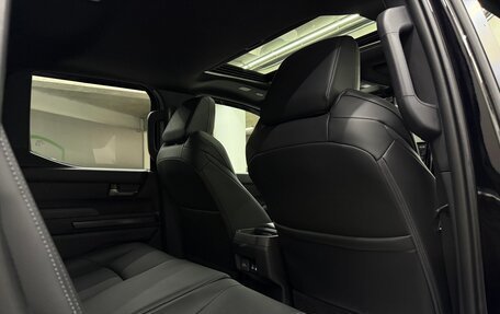 Toyota Tacoma, 2024 год, 7 990 000 рублей, 19 фотография