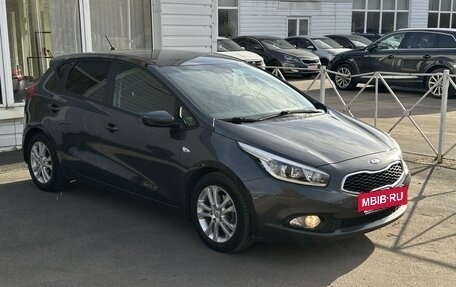 KIA cee'd III, 2013 год, 1 380 000 рублей, 2 фотография