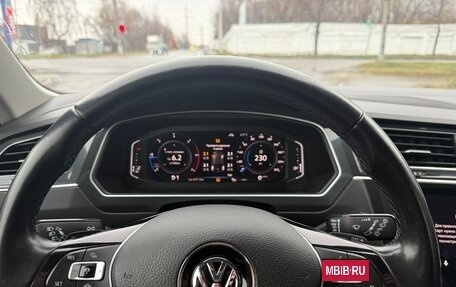 Volkswagen Tiguan II, 2020 год, 2 720 000 рублей, 3 фотография