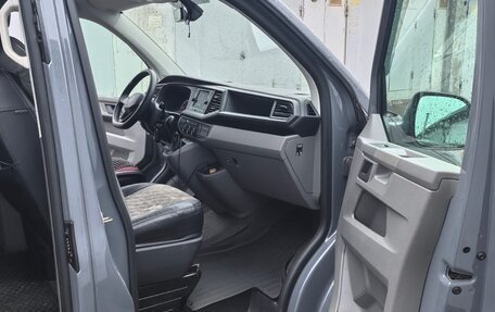 Volkswagen Caravelle T6 рестайлинг, 2020 год, 4 500 000 рублей, 7 фотография