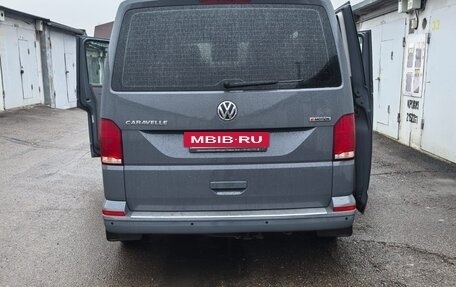 Volkswagen Caravelle T6 рестайлинг, 2020 год, 4 500 000 рублей, 3 фотография