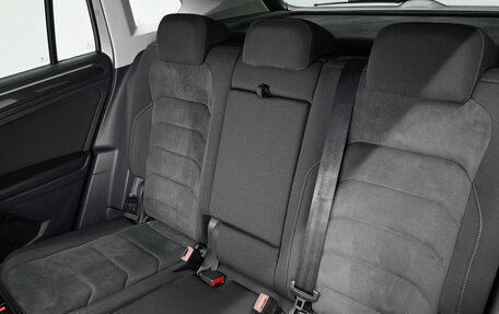 Volkswagen Tiguan II, 2018 год, 2 615 000 рублей, 9 фотография