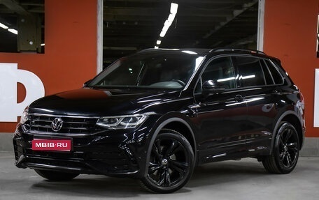 Volkswagen Tiguan II, 2021 год, 4 198 000 рублей, 1 фотография