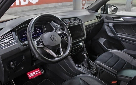 Volkswagen Tiguan II, 2021 год, 4 198 000 рублей, 15 фотография