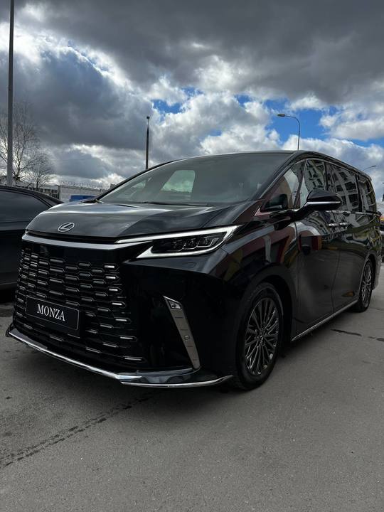 Lexus LM I, 2025 год, 19 400 000 рублей, 3 фотография