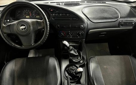 Chevrolet Niva I рестайлинг, 2010 год, 250 000 рублей, 11 фотография