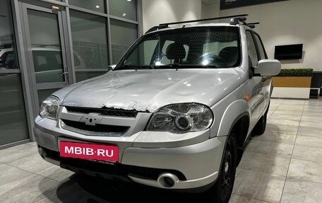 Chevrolet Niva I рестайлинг, 2010 год, 250 000 рублей, 1 фотография