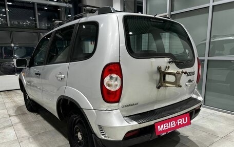 Chevrolet Niva I рестайлинг, 2010 год, 250 000 рублей, 8 фотография