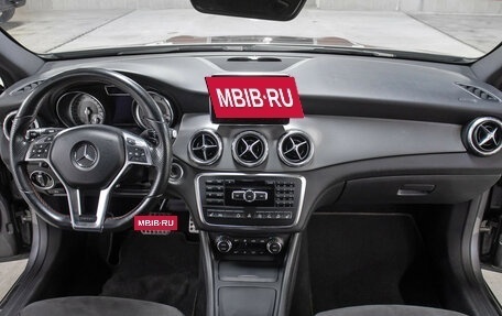 Mercedes-Benz GLA, 2015 год, 1 998 000 рублей, 14 фотография
