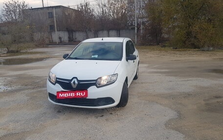 Renault Logan II, 2018 год, 700 000 рублей, 10 фотография