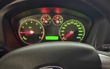 Ford Focus II рестайлинг, 2006 год, 395 000 рублей, 16 фотография