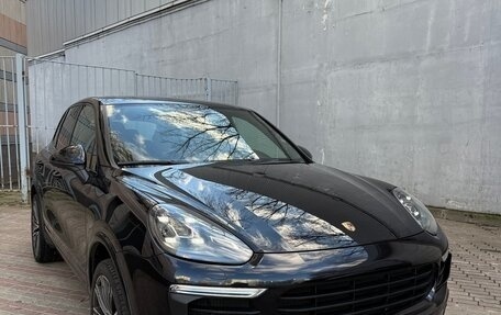 Porsche Cayenne III, 2017 год, 5 100 000 рублей, 2 фотография