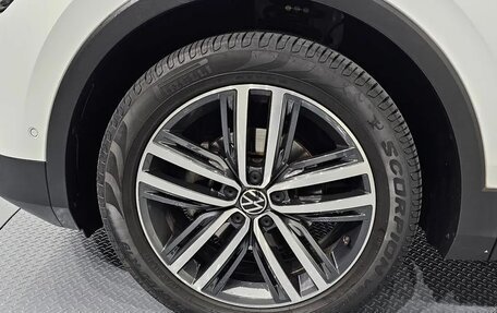 Volkswagen Tiguan II, 2022 год, 3 360 000 рублей, 14 фотография