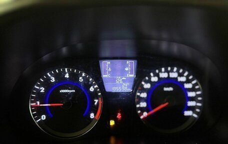 Hyundai Solaris II рестайлинг, 2015 год, 899 000 рублей, 10 фотография