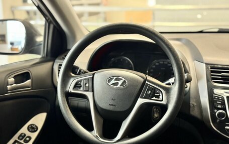 Hyundai Solaris II рестайлинг, 2015 год, 899 000 рублей, 9 фотография