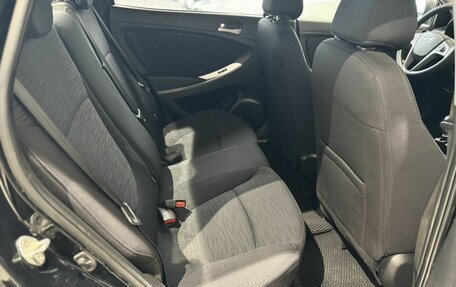 Hyundai Solaris II рестайлинг, 2015 год, 899 000 рублей, 16 фотография