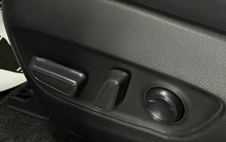 Toyota RAV4, 2025 год, 4 600 000 рублей, 14 фотография