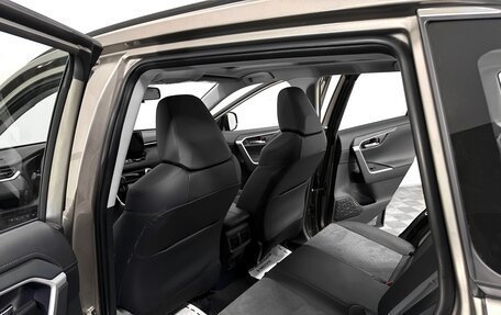 Toyota RAV4, 2025 год, 4 600 000 рублей, 16 фотография