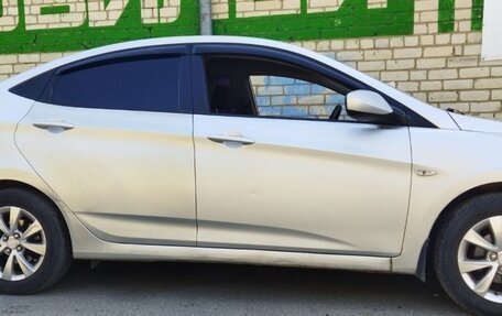 Hyundai Solaris II рестайлинг, 2012 год, 760 000 рублей, 1 фотография