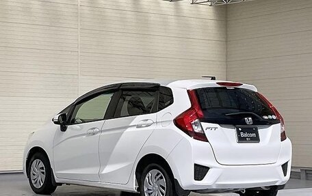 Honda Fit III, 2016 год, 750 000 рублей, 4 фотография
