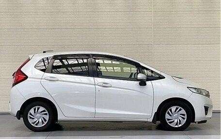 Honda Fit III, 2016 год, 750 000 рублей, 7 фотография