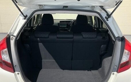 Honda Fit III, 2016 год, 750 000 рублей, 17 фотография