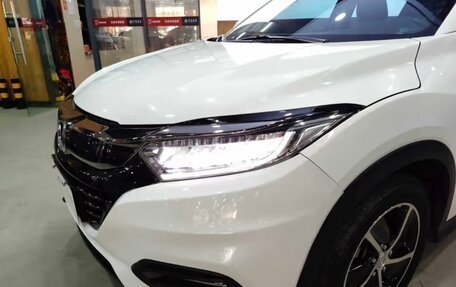 Honda Vezel, 2022 год, 1 637 000 рублей, 3 фотография