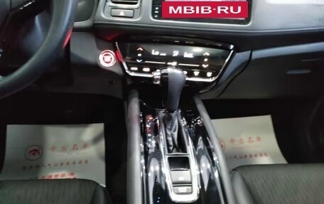 Honda Vezel, 2022 год, 1 637 000 рублей, 13 фотография