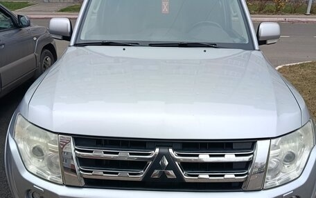 Mitsubishi Pajero IV, 2011 год, 1 910 000 рублей, 1 фотография