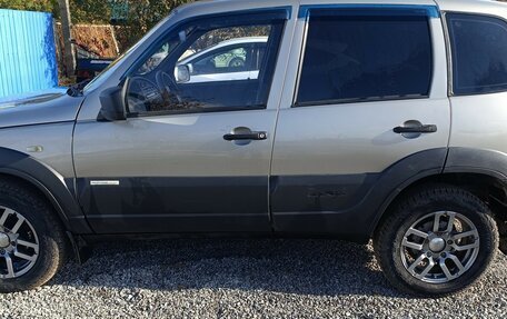 Chevrolet Niva I рестайлинг, 2013 год, 550 000 рублей, 2 фотография