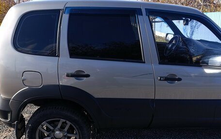 Chevrolet Niva I рестайлинг, 2013 год, 550 000 рублей, 4 фотография