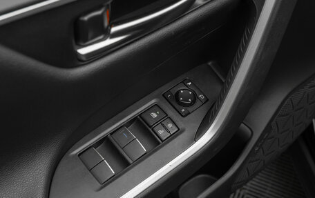 Toyota RAV4, 2020 год, 3 440 000 рублей, 9 фотография