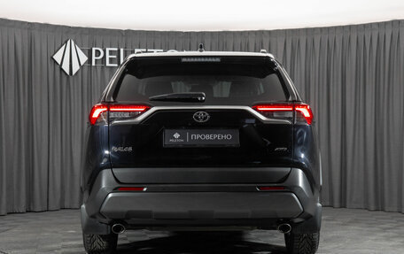 Toyota RAV4, 2020 год, 3 440 000 рублей, 24 фотография