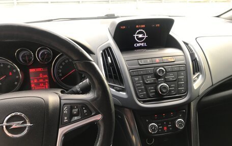 Opel Zafira C рестайлинг, 2012 год, 1 050 000 рублей, 10 фотография