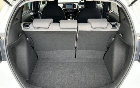 Honda Fit, 2021 год, 900 000 рублей, 18 фотография