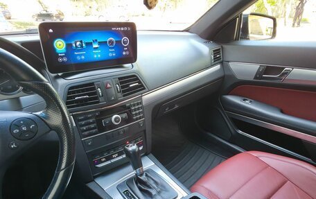 Mercedes-Benz E-Класс, 2011 год, 1 600 000 рублей, 4 фотография