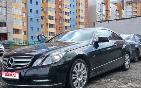 Mercedes-Benz E-Класс, 2011 год, 1 600 000 рублей, 2 фотография