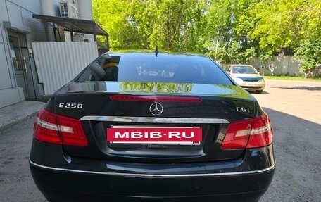 Mercedes-Benz E-Класс, 2011 год, 1 600 000 рублей, 6 фотография