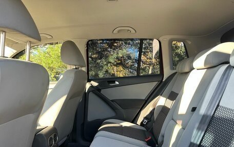 Volkswagen Tiguan I, 2010 год, 490 000 рублей, 23 фотография