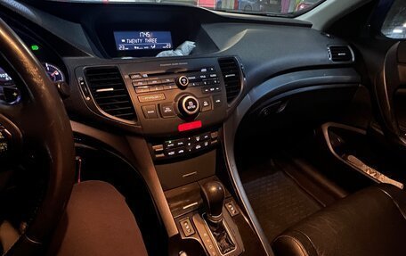 Honda Accord VIII рестайлинг, 2011 год, 1 550 000 рублей, 13 фотография