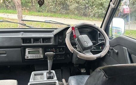 Mitsubishi Delica III, 1991 год, 400 000 рублей, 7 фотография
