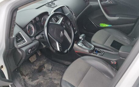 Opel Astra J, 2011 год, 600 000 рублей, 7 фотография