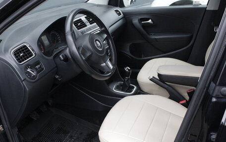 Volkswagen Polo VI (EU Market), 2015 год, 890 000 рублей, 9 фотография