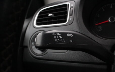 Volkswagen Polo VI (EU Market), 2015 год, 890 000 рублей, 15 фотография