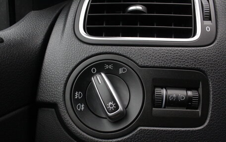 Volkswagen Polo VI (EU Market), 2015 год, 890 000 рублей, 14 фотография