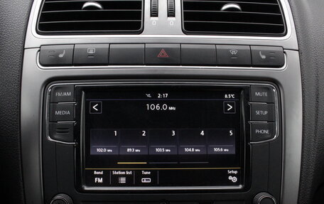 Volkswagen Polo VI (EU Market), 2015 год, 890 000 рублей, 18 фотография