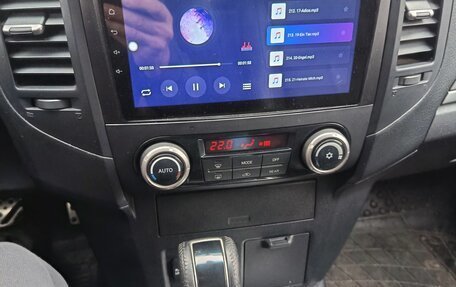 Mitsubishi Pajero IV, 2011 год, 1 910 000 рублей, 9 фотография