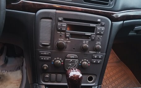 Volvo S80 II рестайлинг 2, 2002 год, 380 000 рублей, 13 фотография