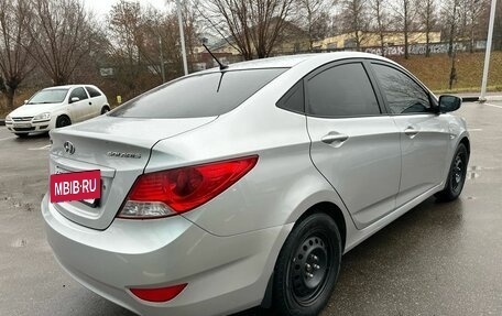 Hyundai Solaris II рестайлинг, 2011 год, 599 000 рублей, 6 фотография