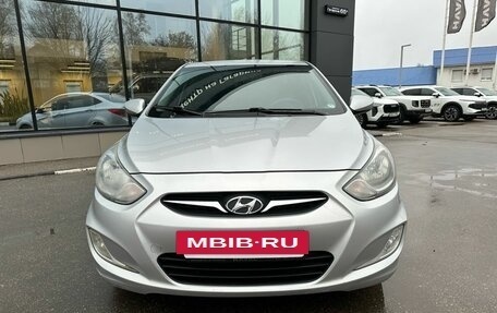 Hyundai Solaris II рестайлинг, 2011 год, 599 000 рублей, 2 фотография